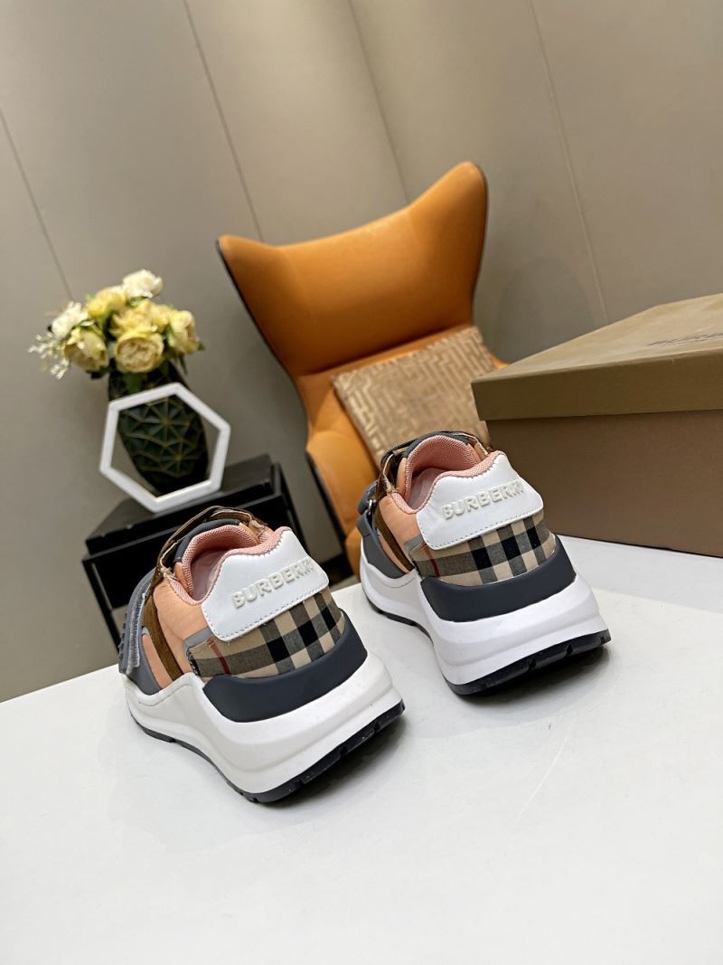 Burberry Low Shoes